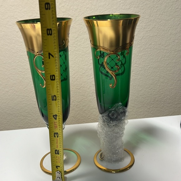 Czech Bohemia 24k gold and green hand painted champagne flute set - Picture 6 of 6